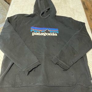 Patagonia Men's Black Hoodie with Logo XL